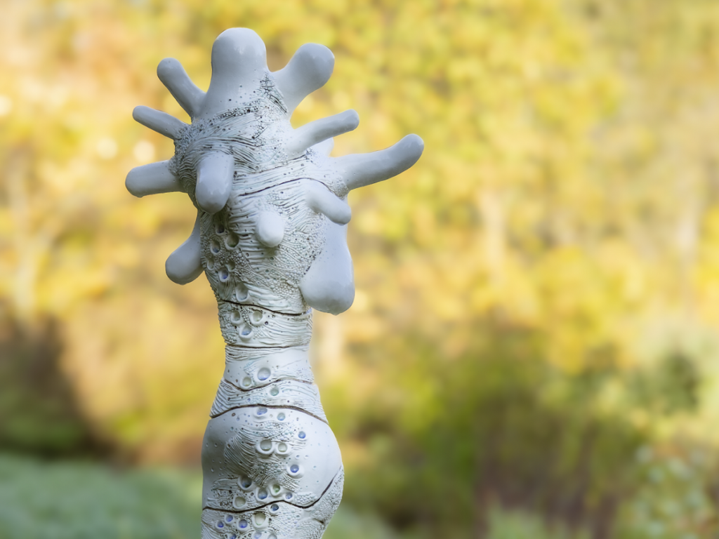 Immortelle 3, Brigitte Dahan, Argile et verre, 2024